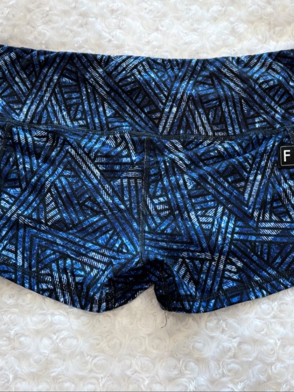 FLEO Blue Black Line Art Geo Triangles XL